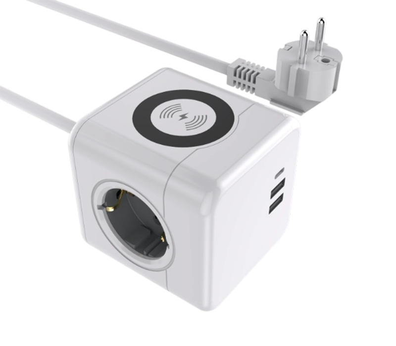E07 žični kockasti razvodnik ima 3 utičnice u europskom stilu, 2 USB-A priključka i 1 USB-C priključak